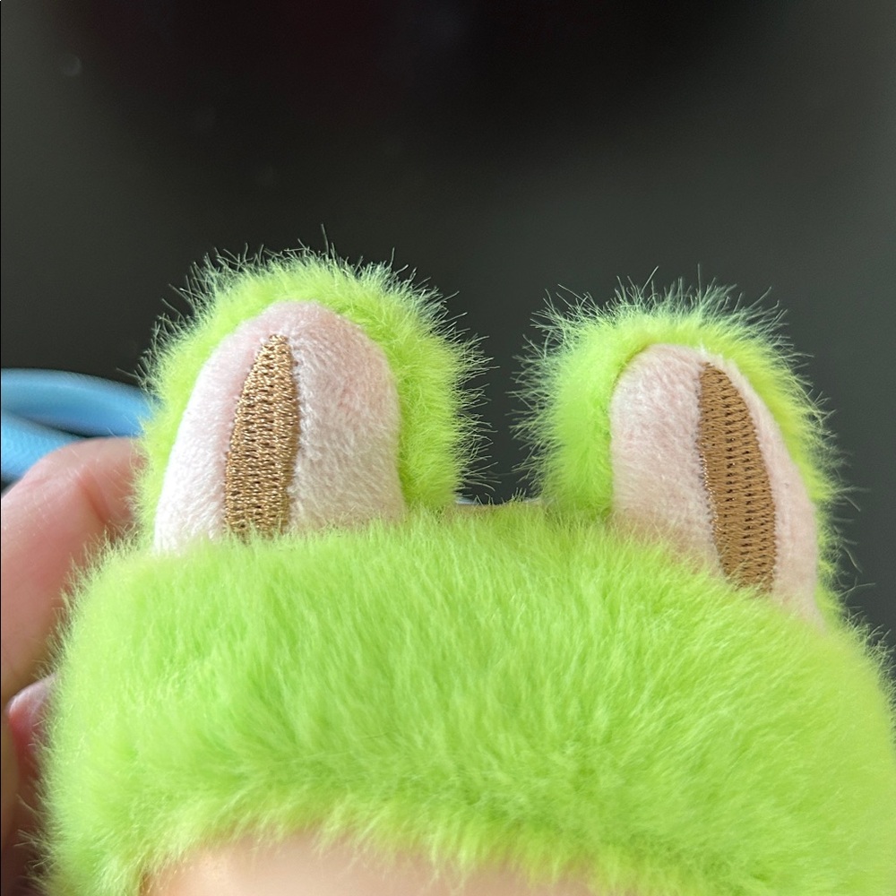 Labubu Little Monster Singing Light Up Bagcharm - Green New - Picture 6 of 15